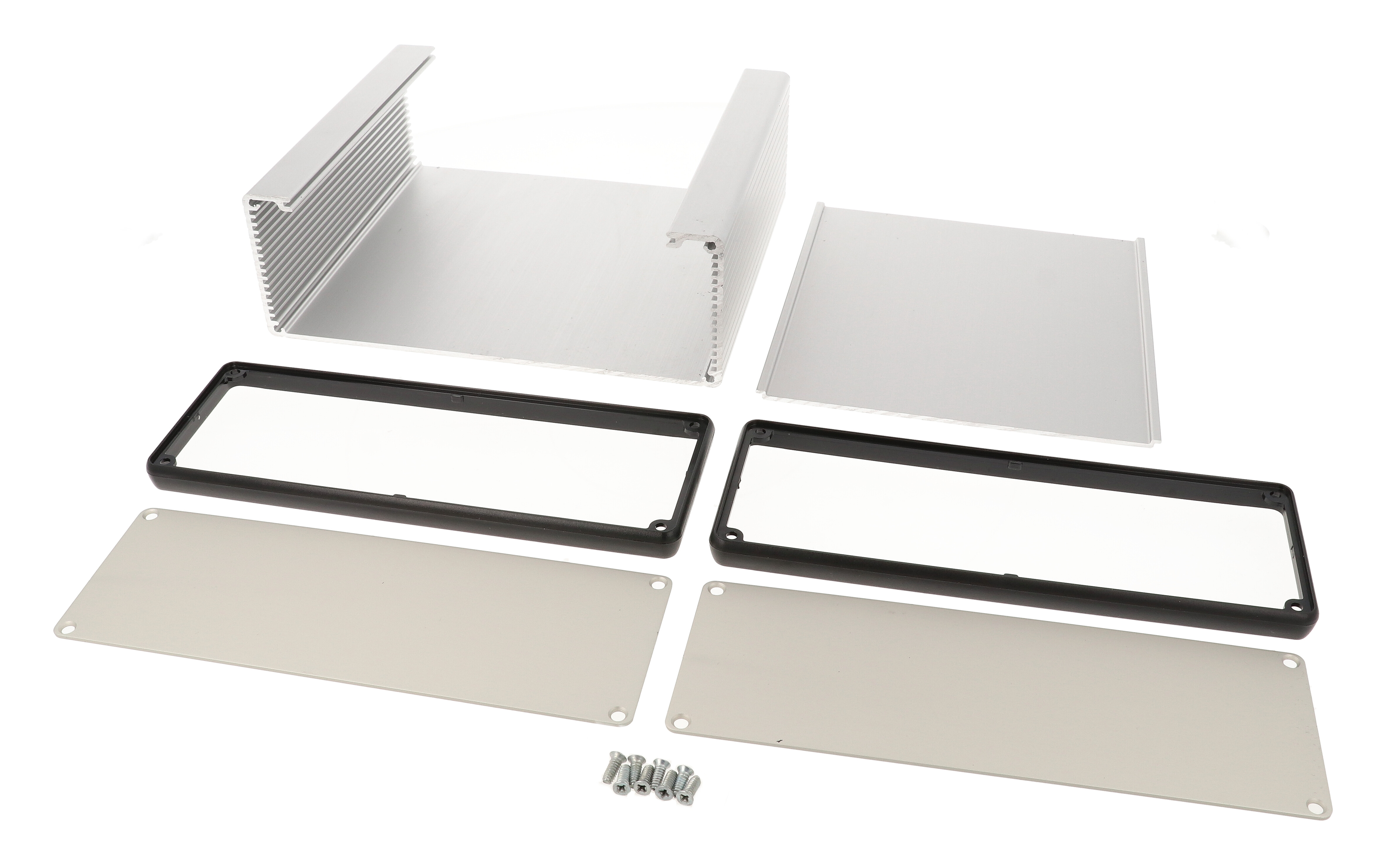 1455U1601 clear anodized extruded aluminum enclosure, 160 x 191 x 66 mm, with aluminum end panels and black open bezels
