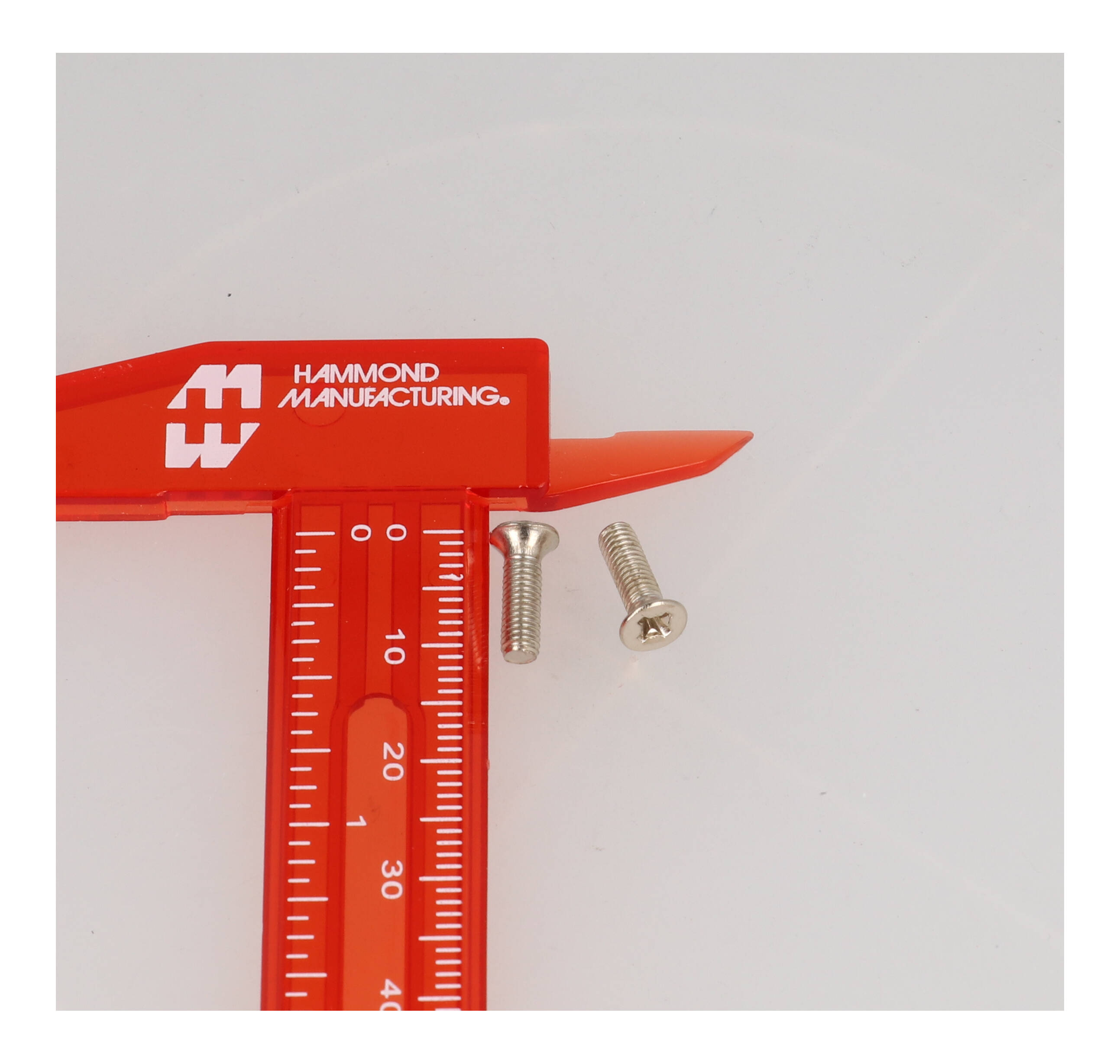 1591MS100 100-pack of M3-0.5 x 10mm steel machine screws for 1591 series enclosures