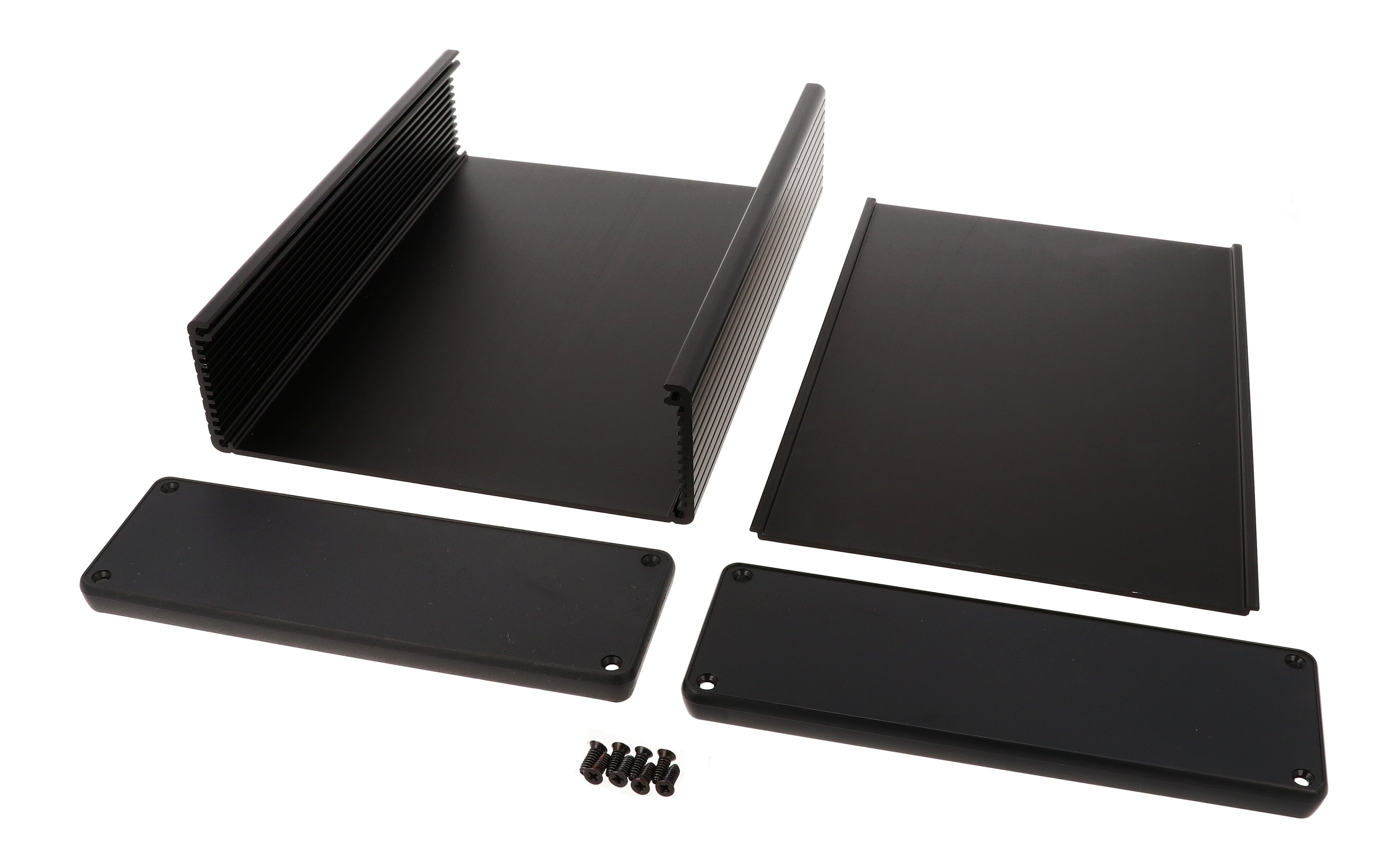 1455T2202BK black anodized 220 mm extruded aluminum enclosure with black plastic end panels