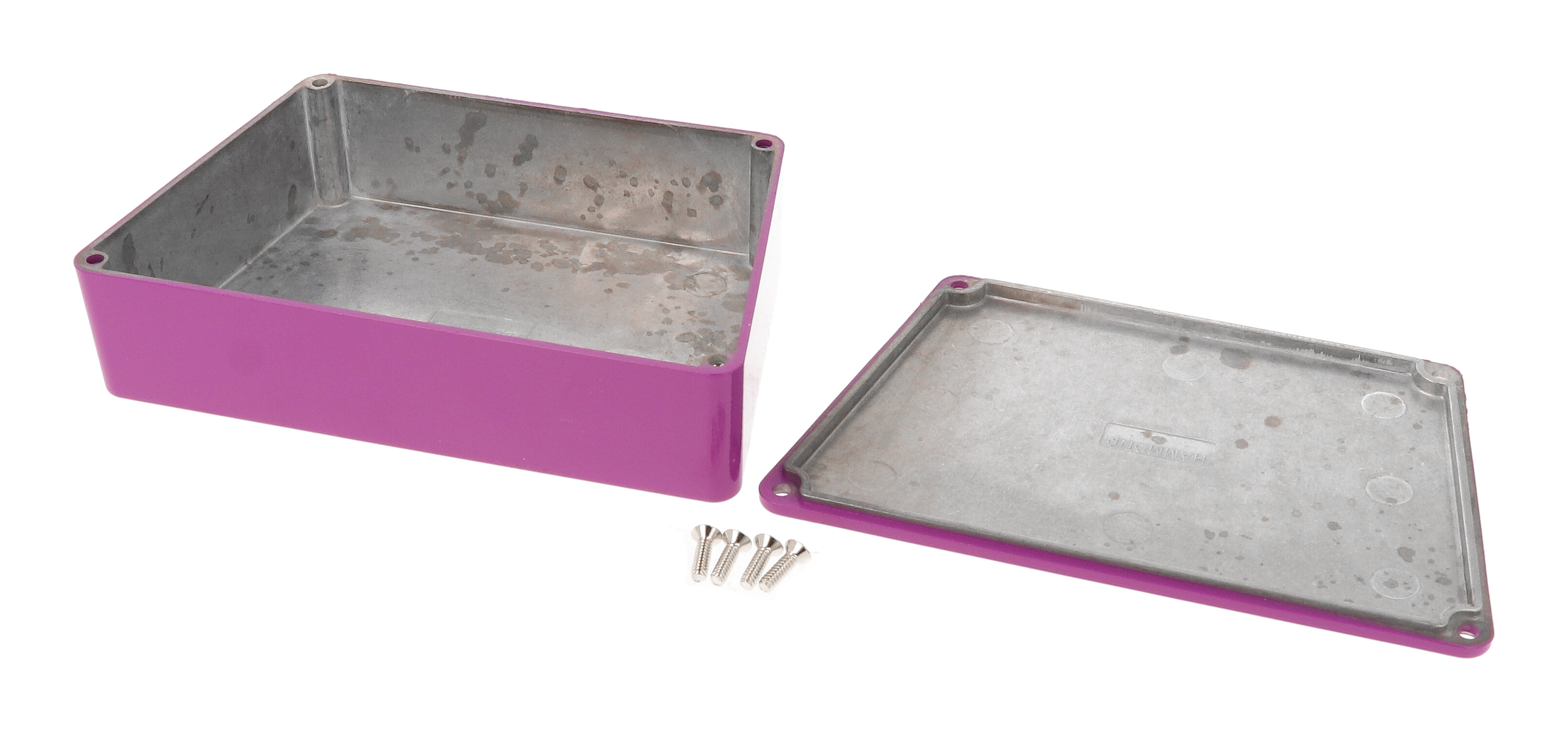 1590TRPCPR purple powder coated wide trapezoid diecast aluminum stomp box enclosure