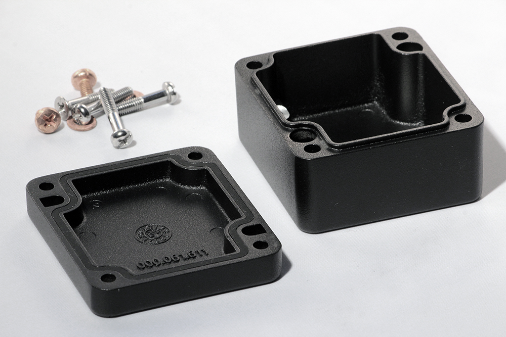 1590Z061BK black textured diecast aluminum watertight enclosure