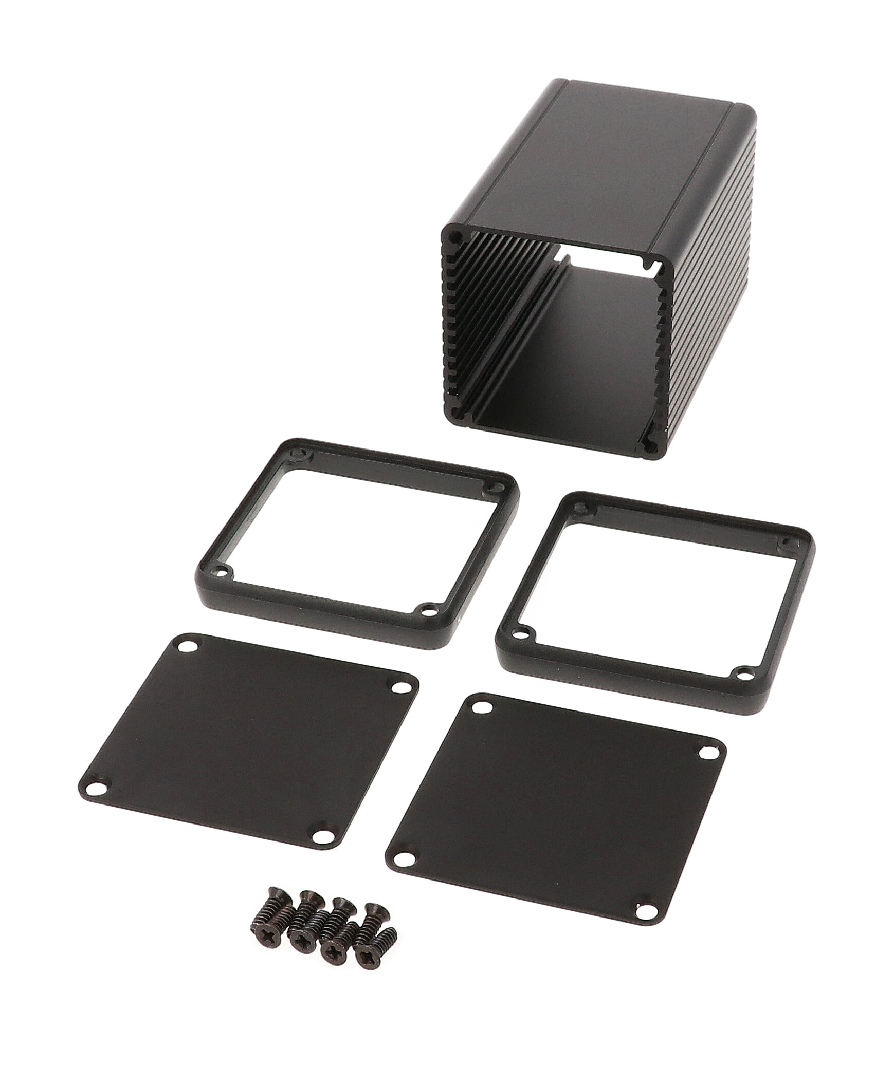 1455CS801BK — extruded aluminum enclosure w/ metal end panels