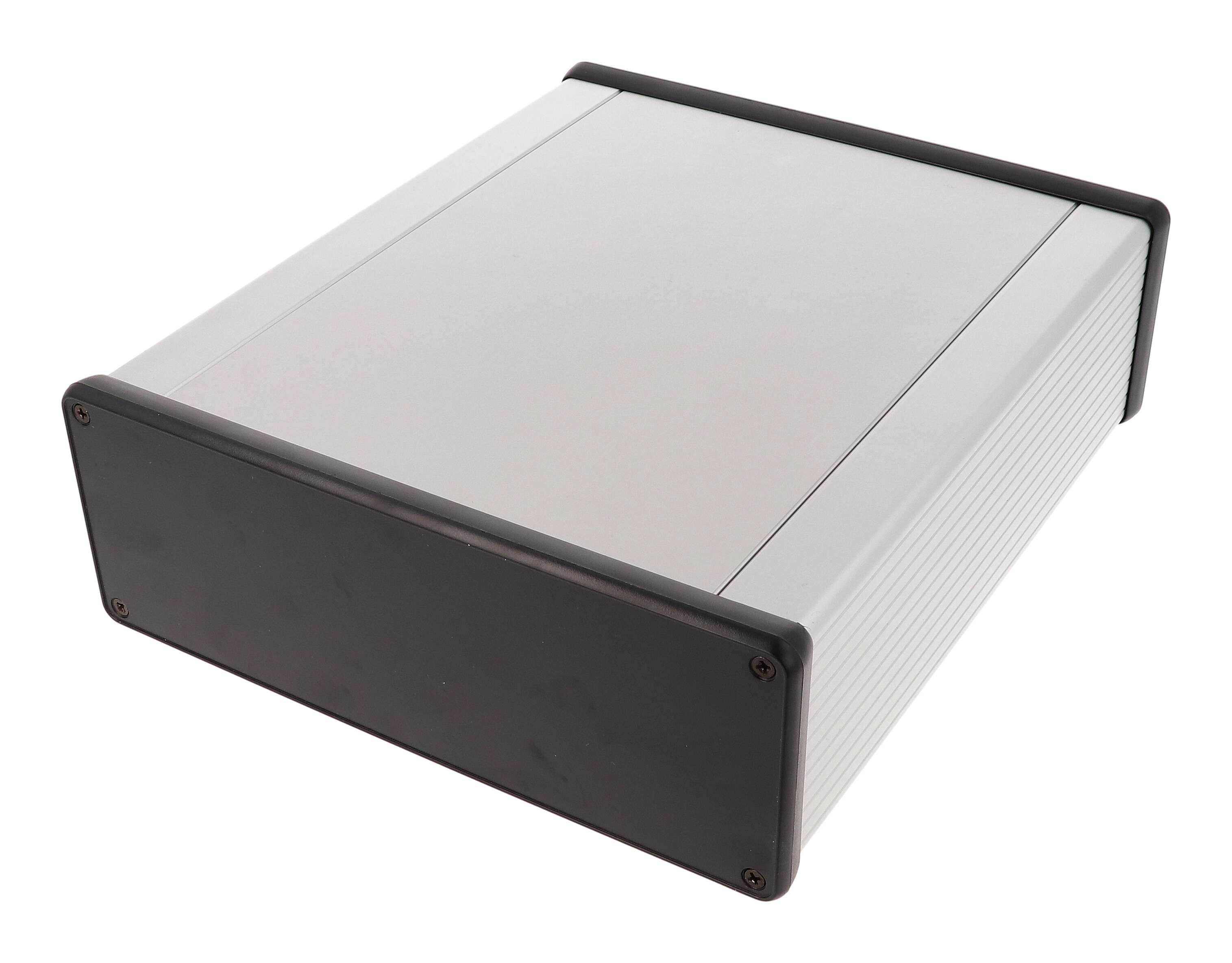 1455U2202 — extruded aluminum enclosure w/ plastic closed bezels