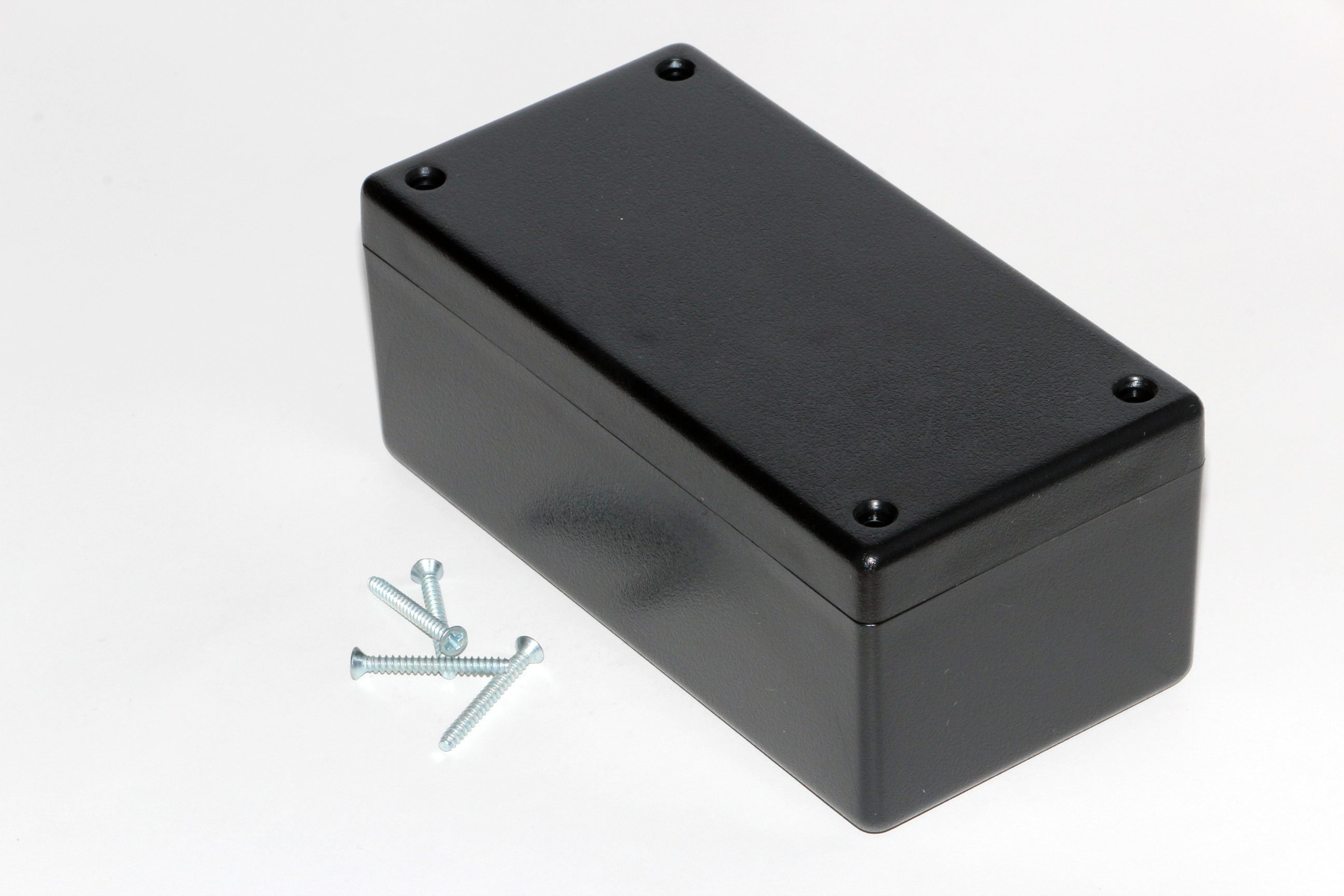 1594DSBK black general purpose ABS economy enclosure with lid, 132 x 66 x 55 mm