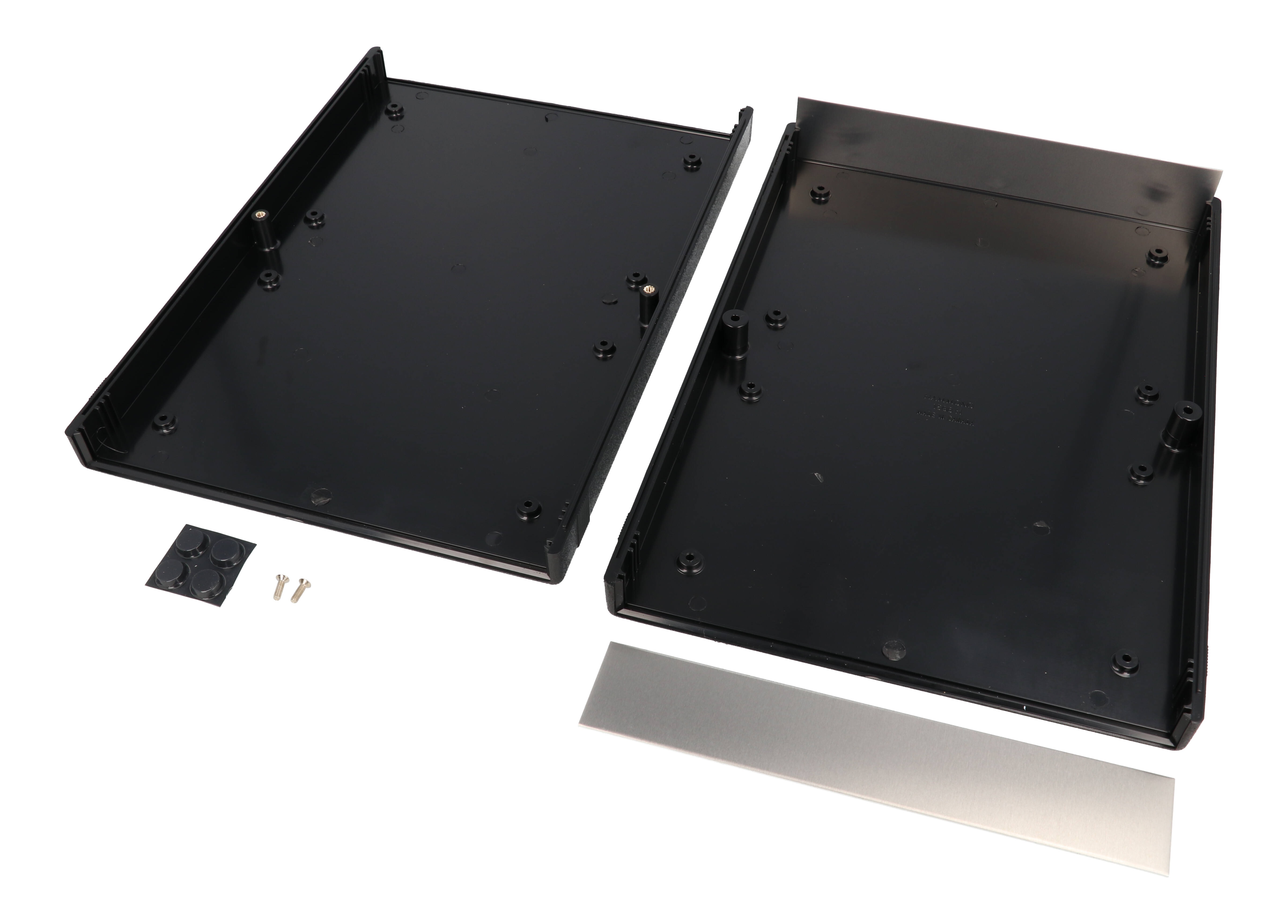 1598HBK black flame retardant ABS low-profile instrument case with aluminum end panels