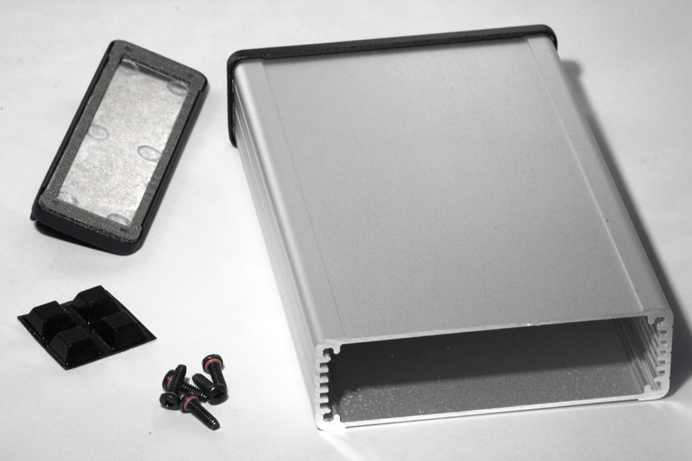 1457L1602E — EMI/RFI shielded extruded aluminum enclosure flanged panels 6.30x4.09x1.26