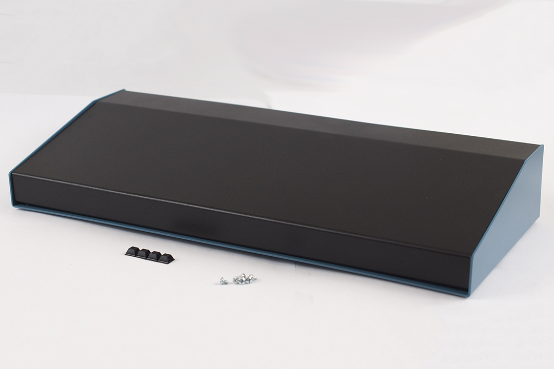 1456WH3BKBU — sloped metal console; 15 degree; black top; blue case