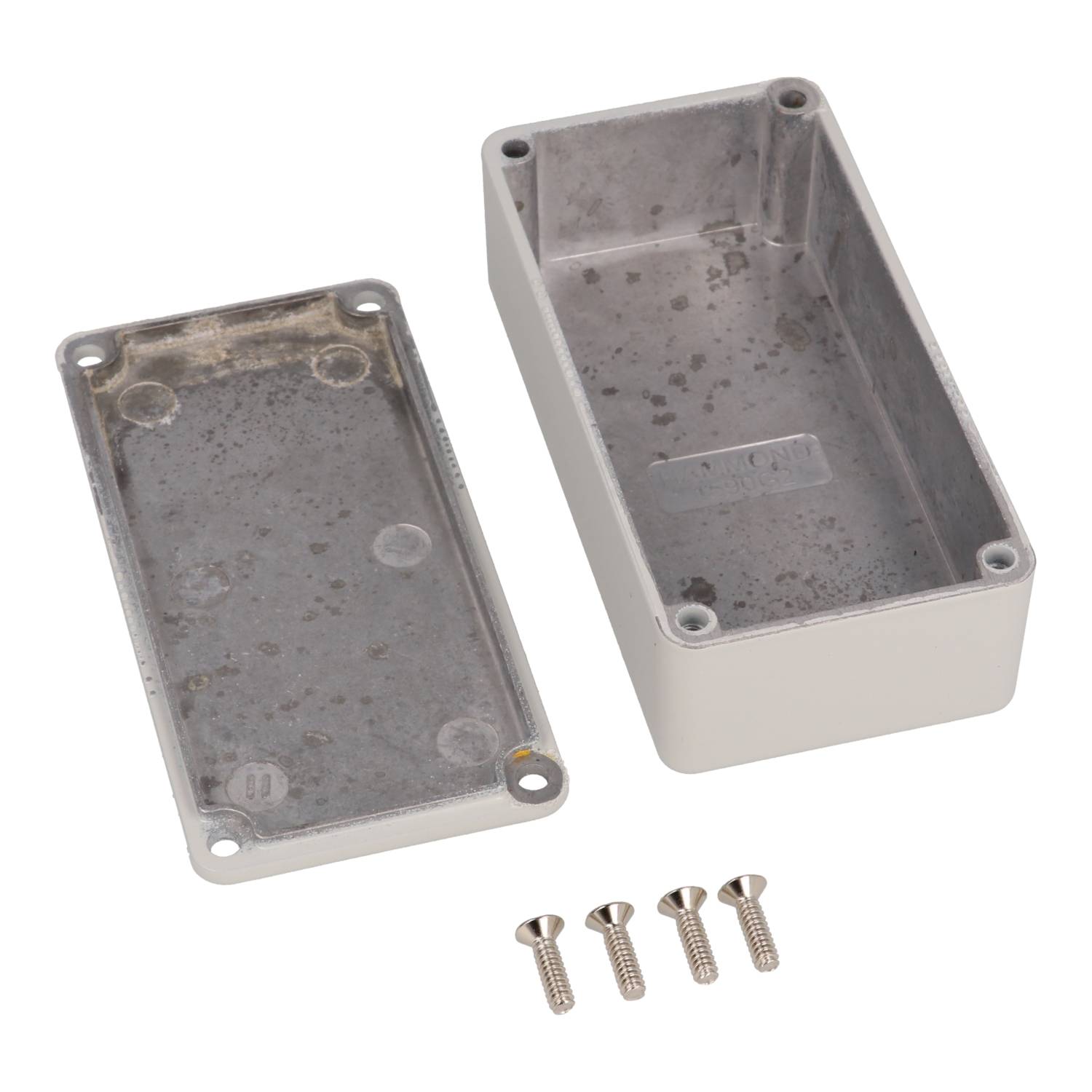 1590G2LG light gray painted diecast aluminum rectangular stomp box enclosure with lid and cover screws