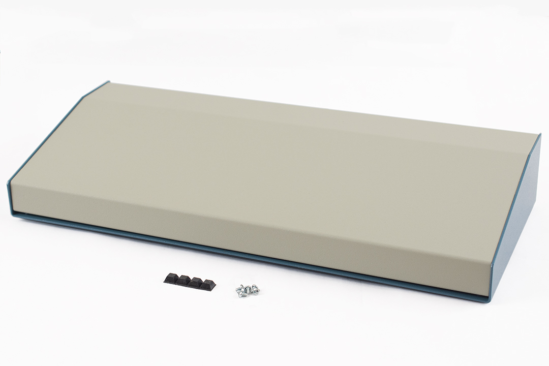 1456WH3WHBU — sloped metal console; 15 degree; beige top; blue case