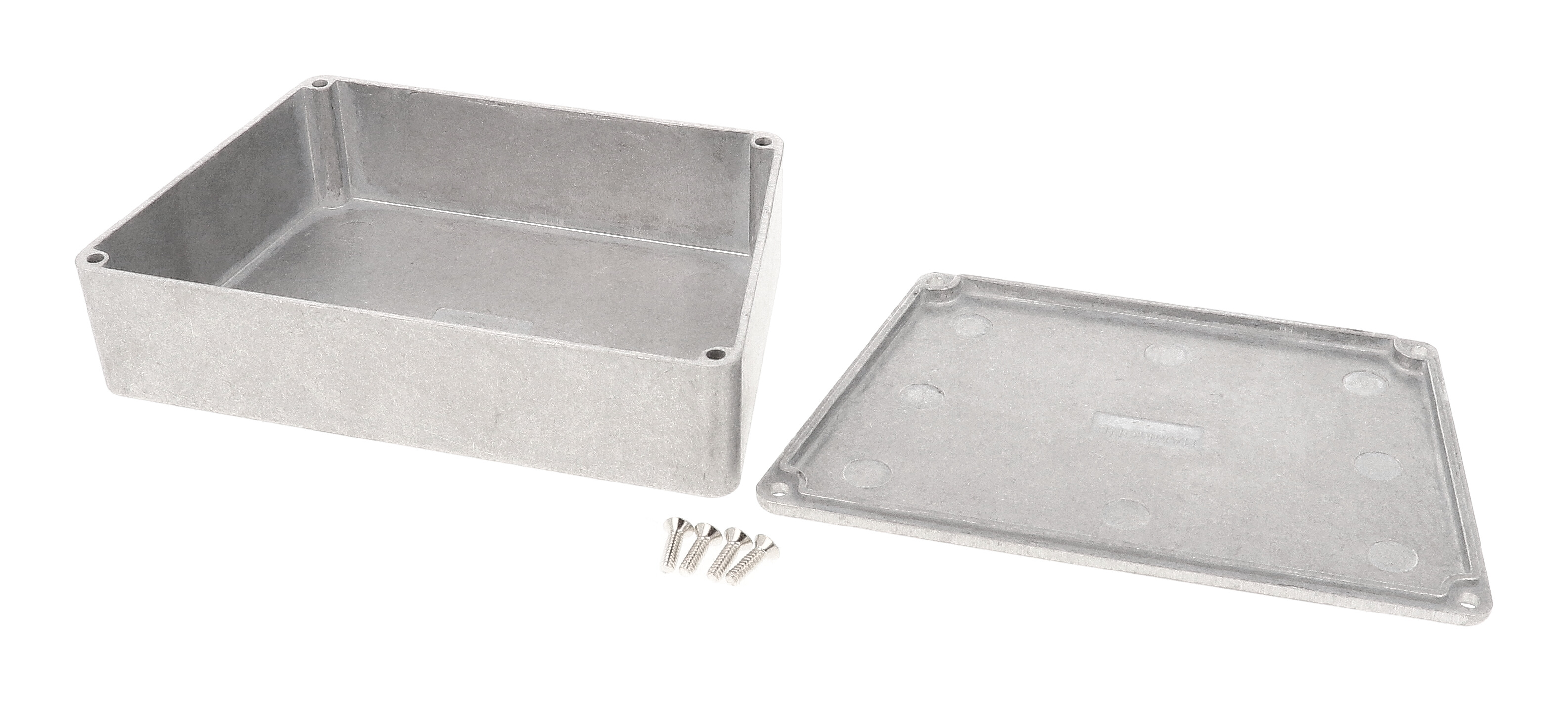 1590TRPC unpainted wide trapezoid diecast aluminum enclosure