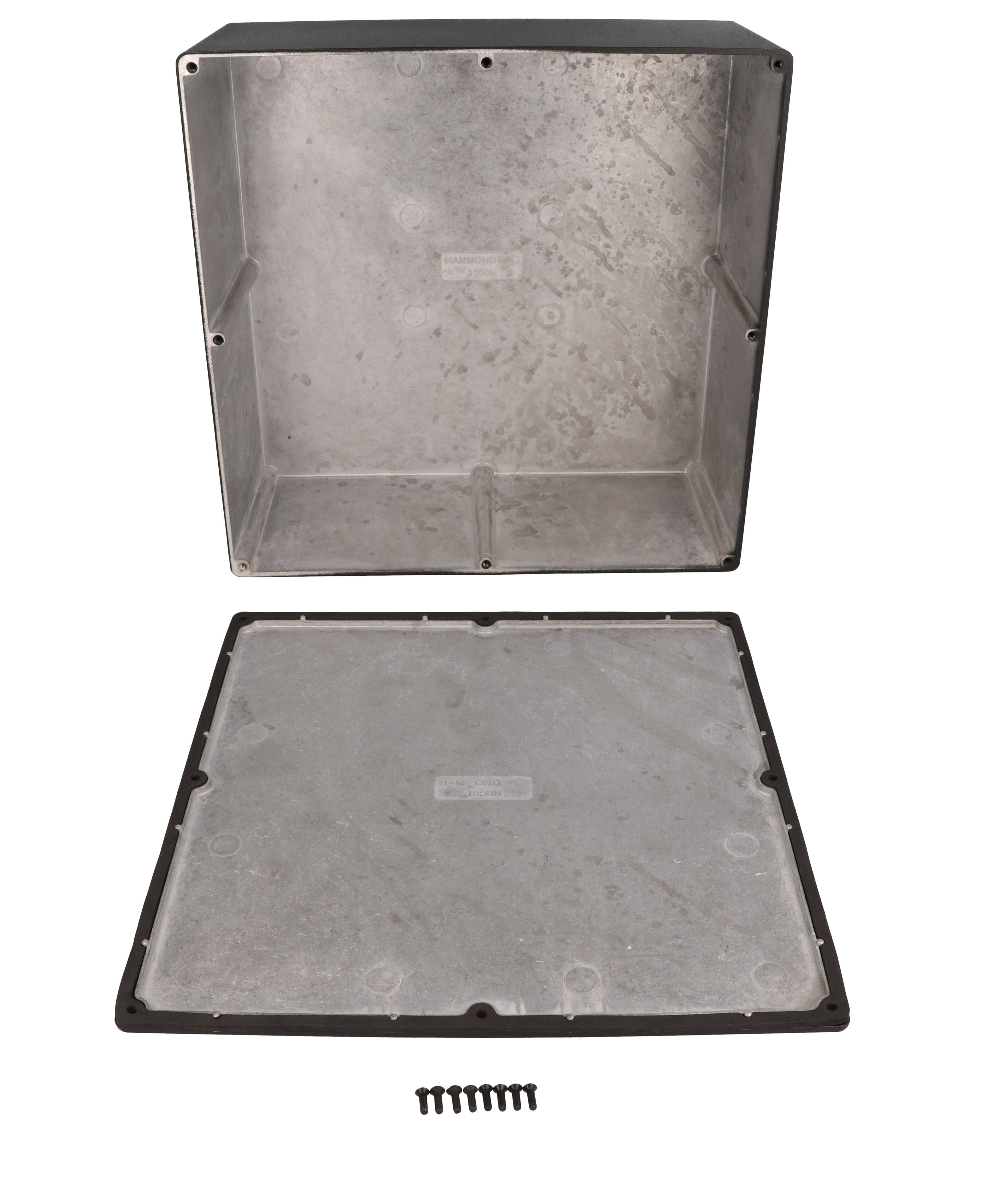 1550WNBK black textured diecast aluminum enclosure, 250 x 250 x 97 mm, with lid and IP66 gasket