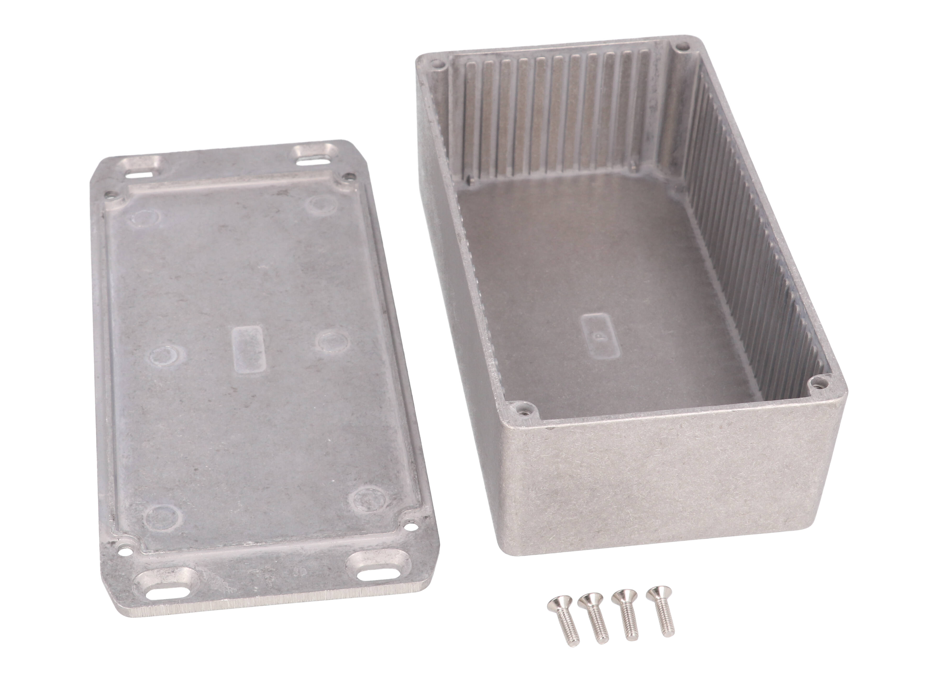 1590PFL natural diecast aluminum enclosure with flanged lid