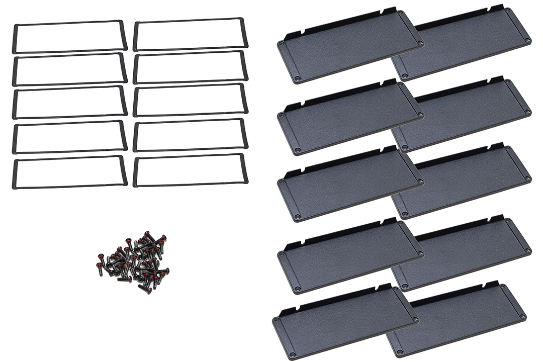 1457UWPF-10 — Replacement end panels for 1457U , flanged, Water-tight, hardware included, 10-pack