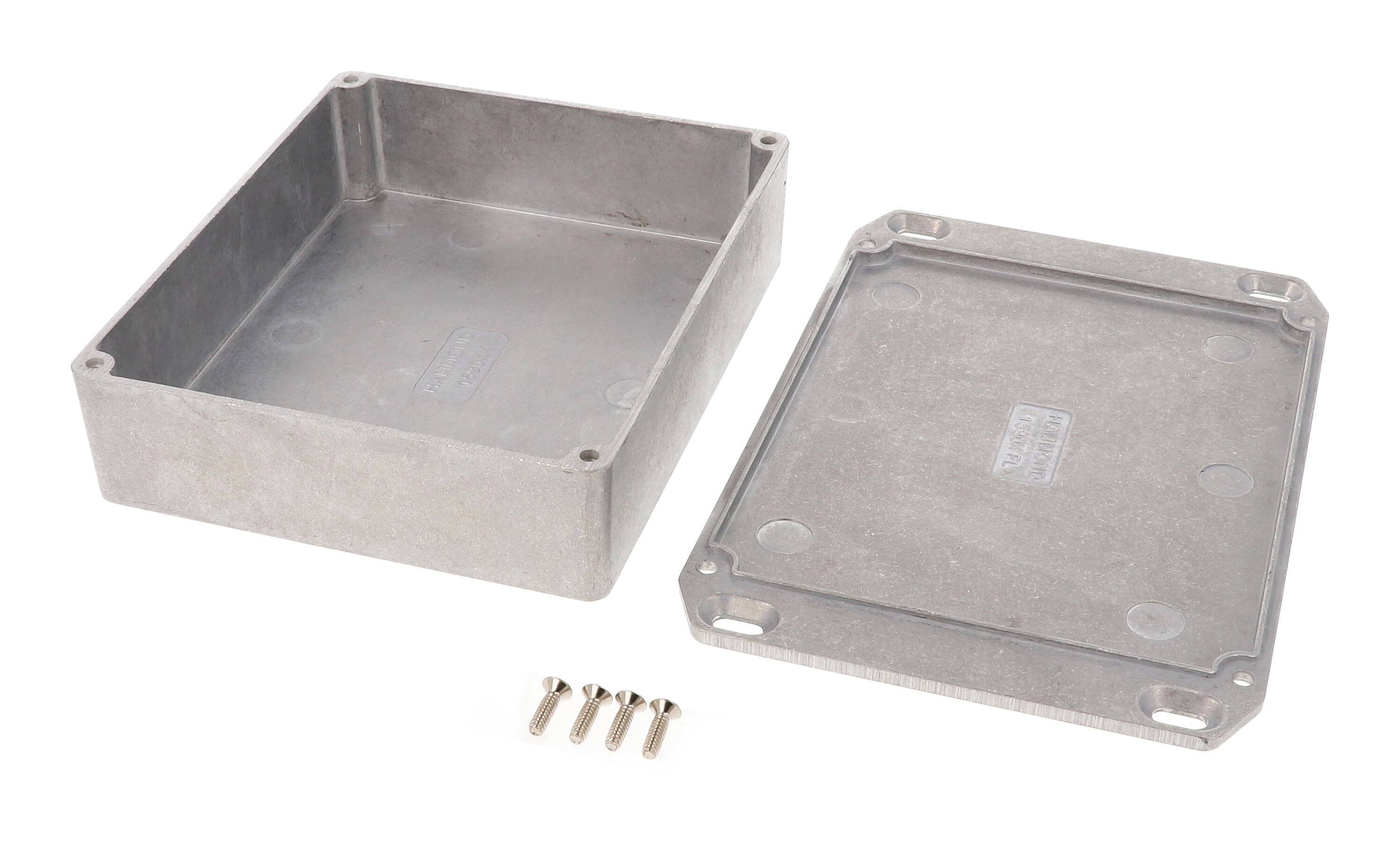 1590XXFL natural low-profile diecast aluminum enclosure with flanged mounting lid