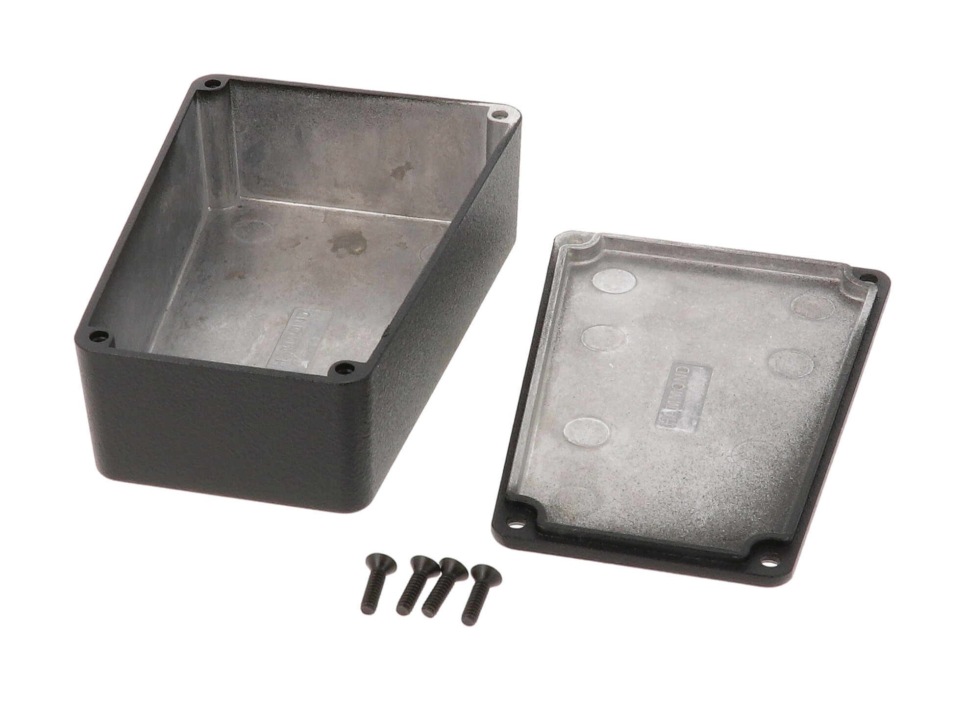 1590TRPBBK black narrow trapezoid diecast aluminum enclosure