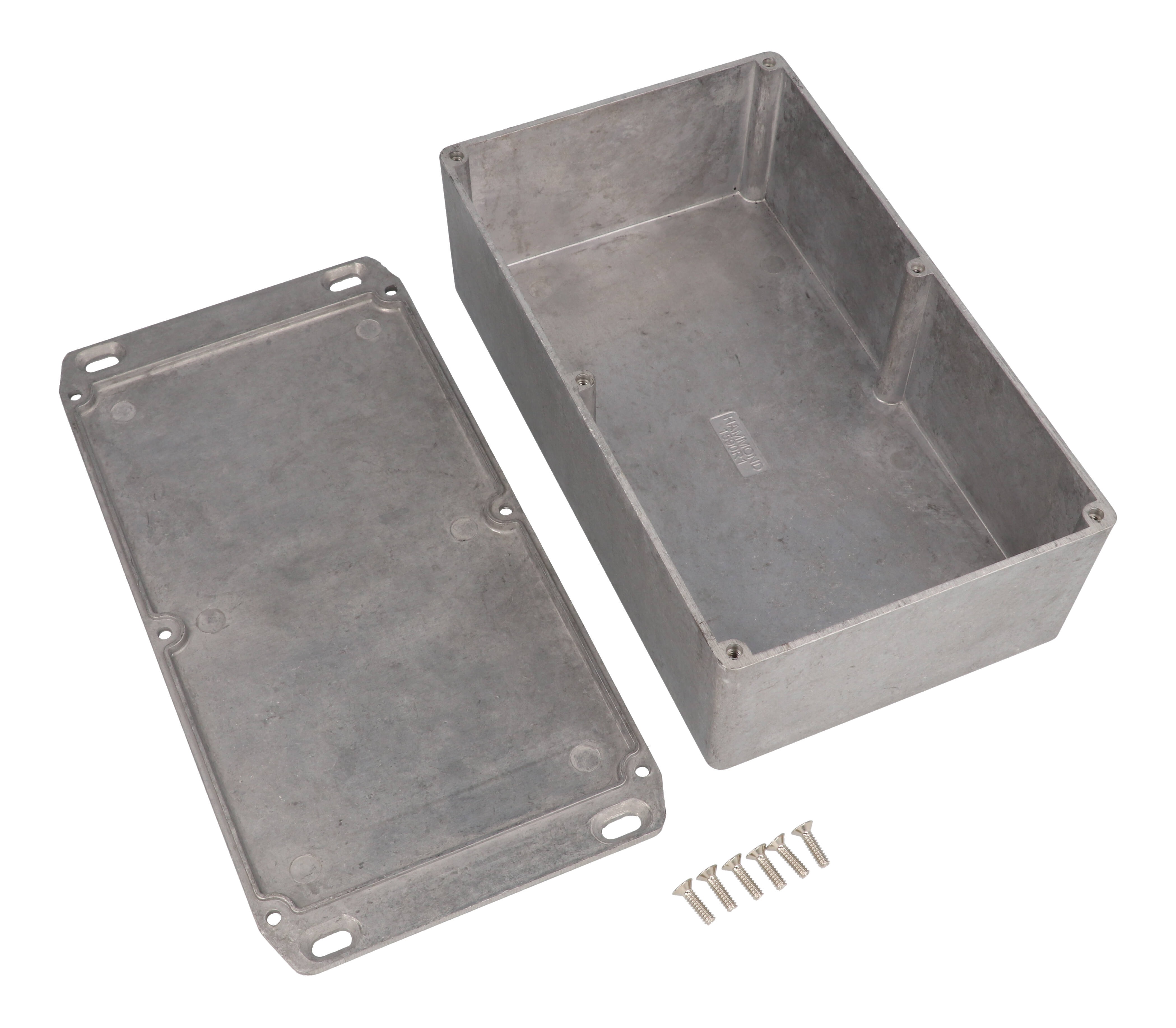 1590R1FL natural aluminum diecast aluminum enclosure with wall-mounting flanged lid, 192 x 112 x 61 mm
