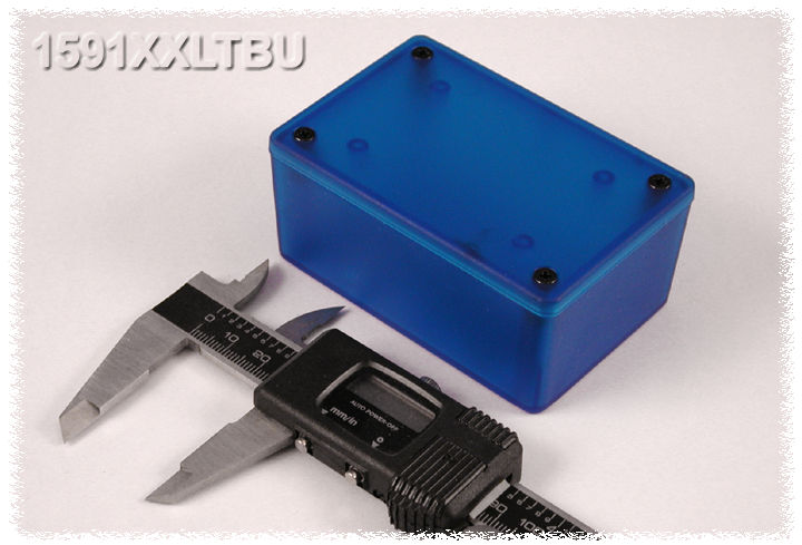 Hammond 1591XXLTBU transparent blue ABS plastic enclosure, 1591XXL size, box and lid shown