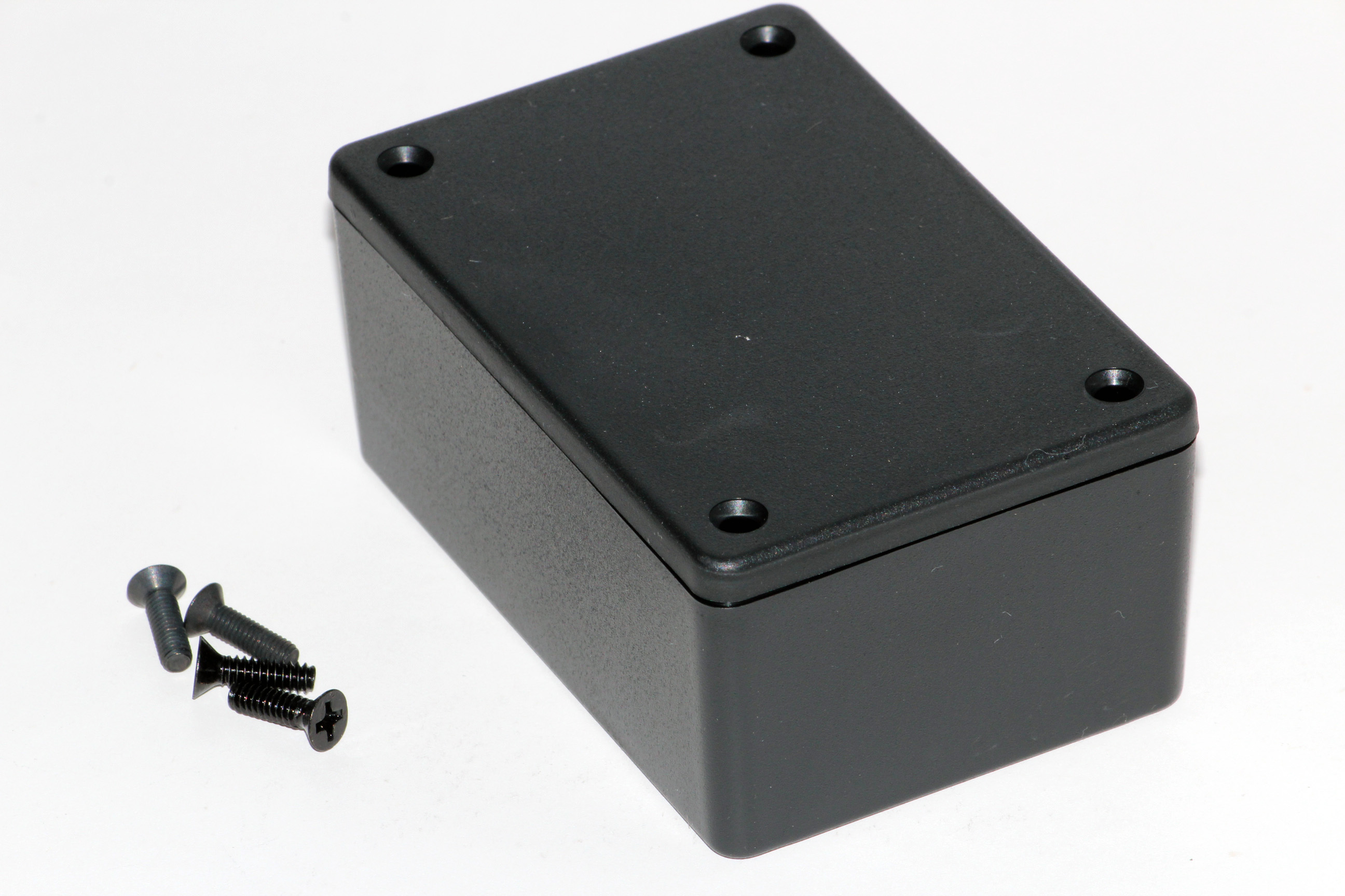 Hammond 1591XXLBK black ABS plastic enclosure, 1591XXL size, box and lid shown