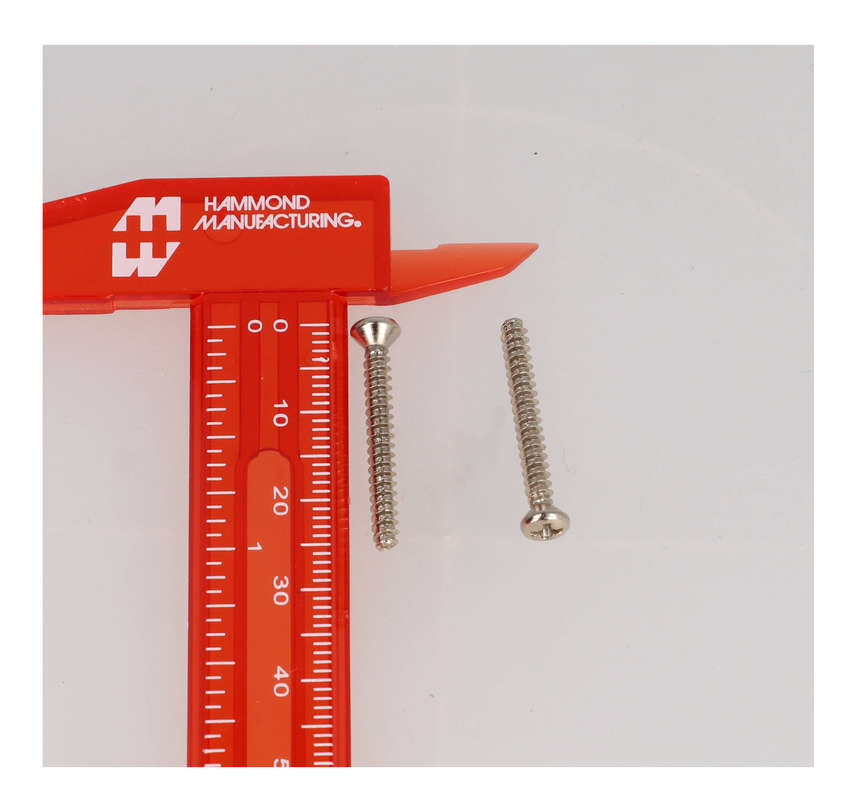 SC1553C100 package of 100 M3-0.5 x 20mm stainless steel assembly screws for 1553 series enclosures