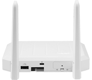Cradlepoint L950 square white LTE branch adapter with two external paddle cellular antennas attached. — view 2