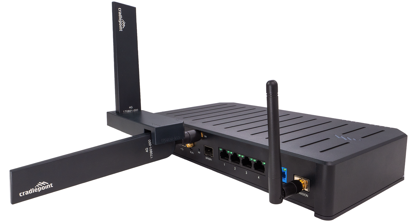 Cradlepoint MC20BT Bluetooth Low Energy module with its included antenna for E300 and E3000 routers. — view 3