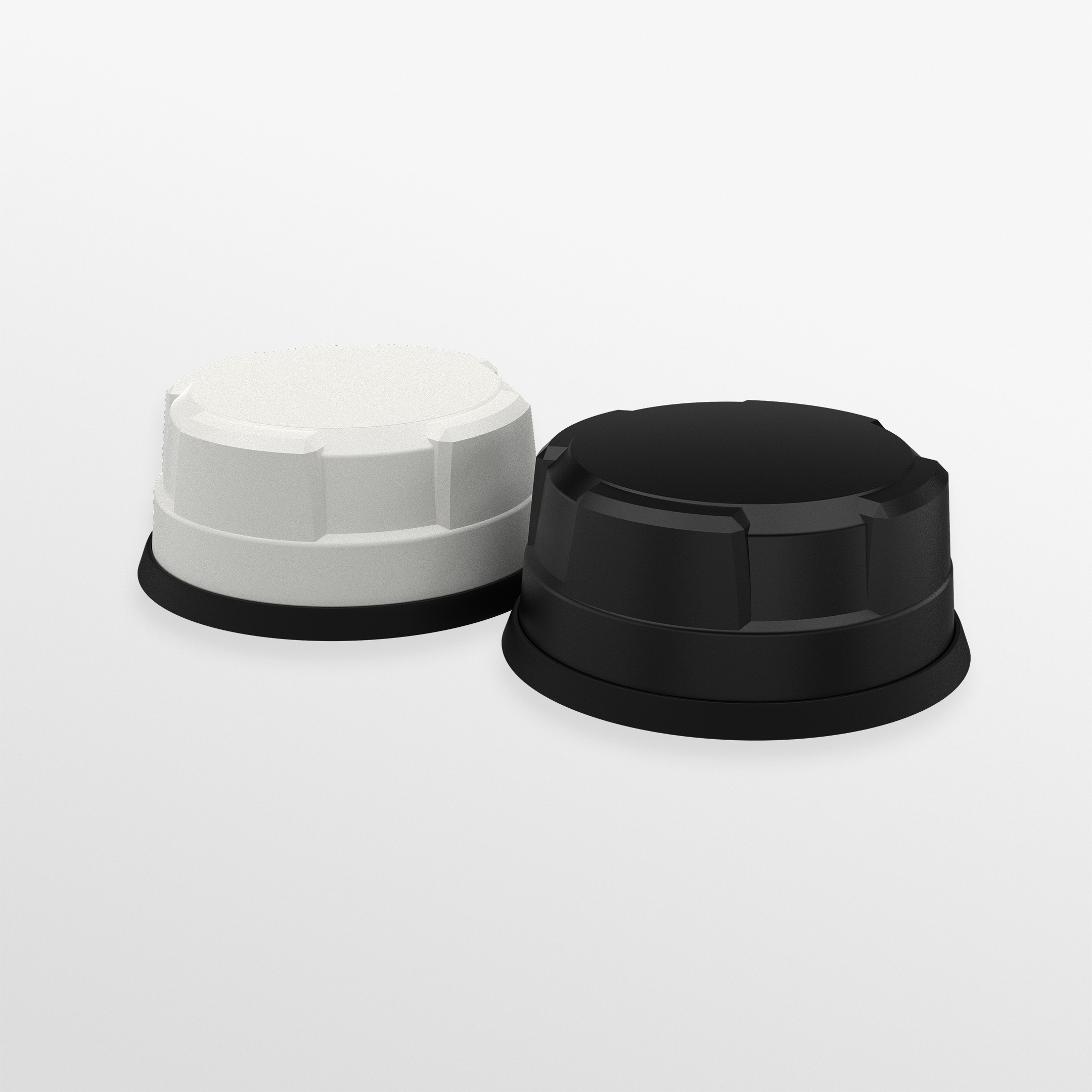 Black Panorama Mako LG-IN2445-1 7-in-1 5G dome antenna with short 1 m fitted cables. — view 5