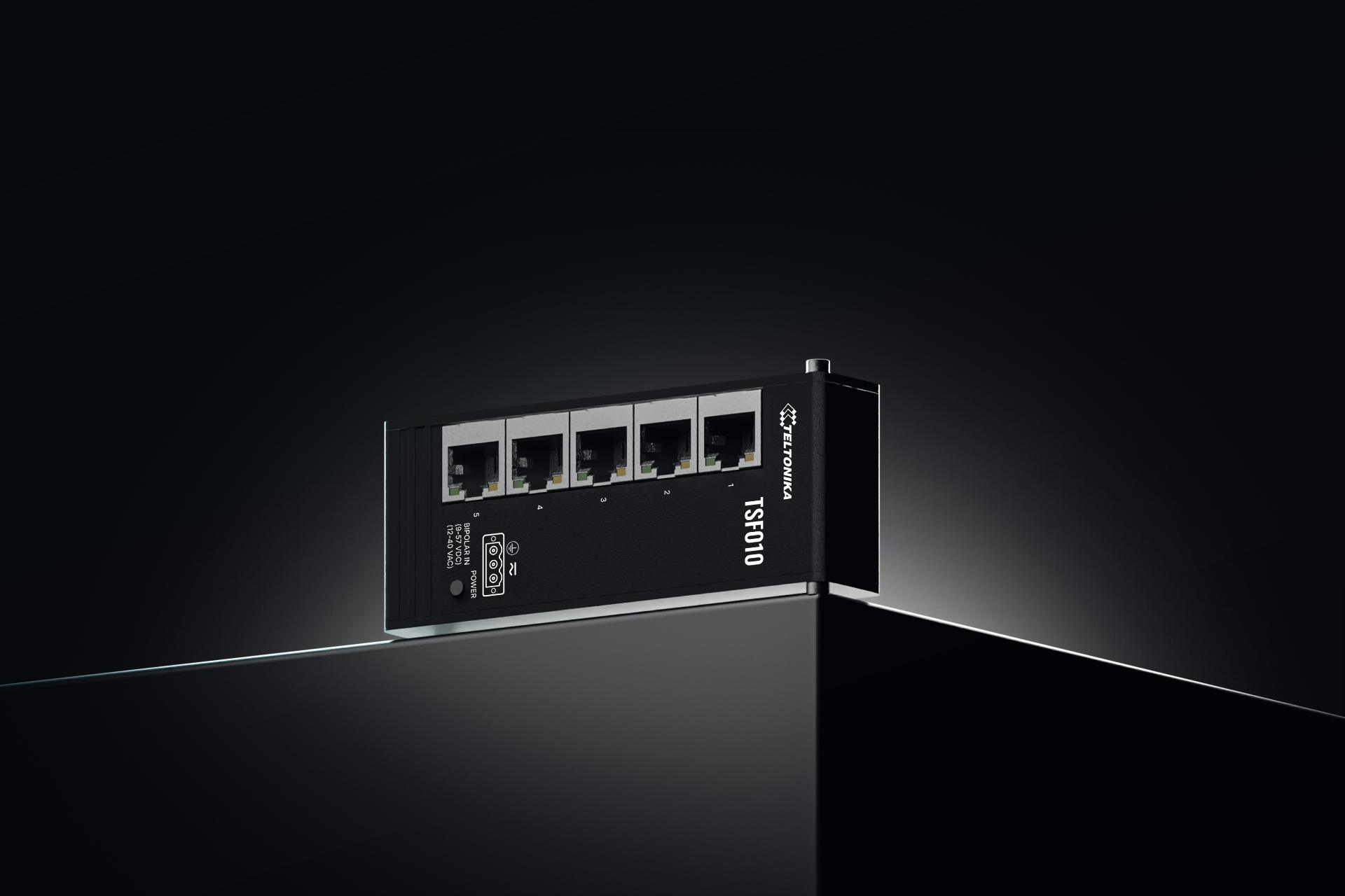 TSF010 FLAT INDUSTRIAL SWITCH 5 X 100 PORTS, 3-PIN POWER INPUT, COMPACT, INTEGRA — view 8