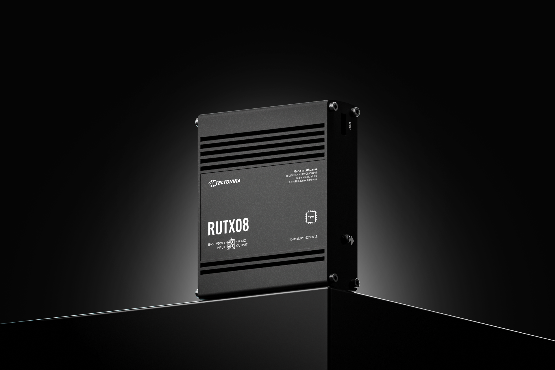 Teltonika RUTX08 Ethernet router with 4 Gigabit Ethernet ports and VLAN support — view 8