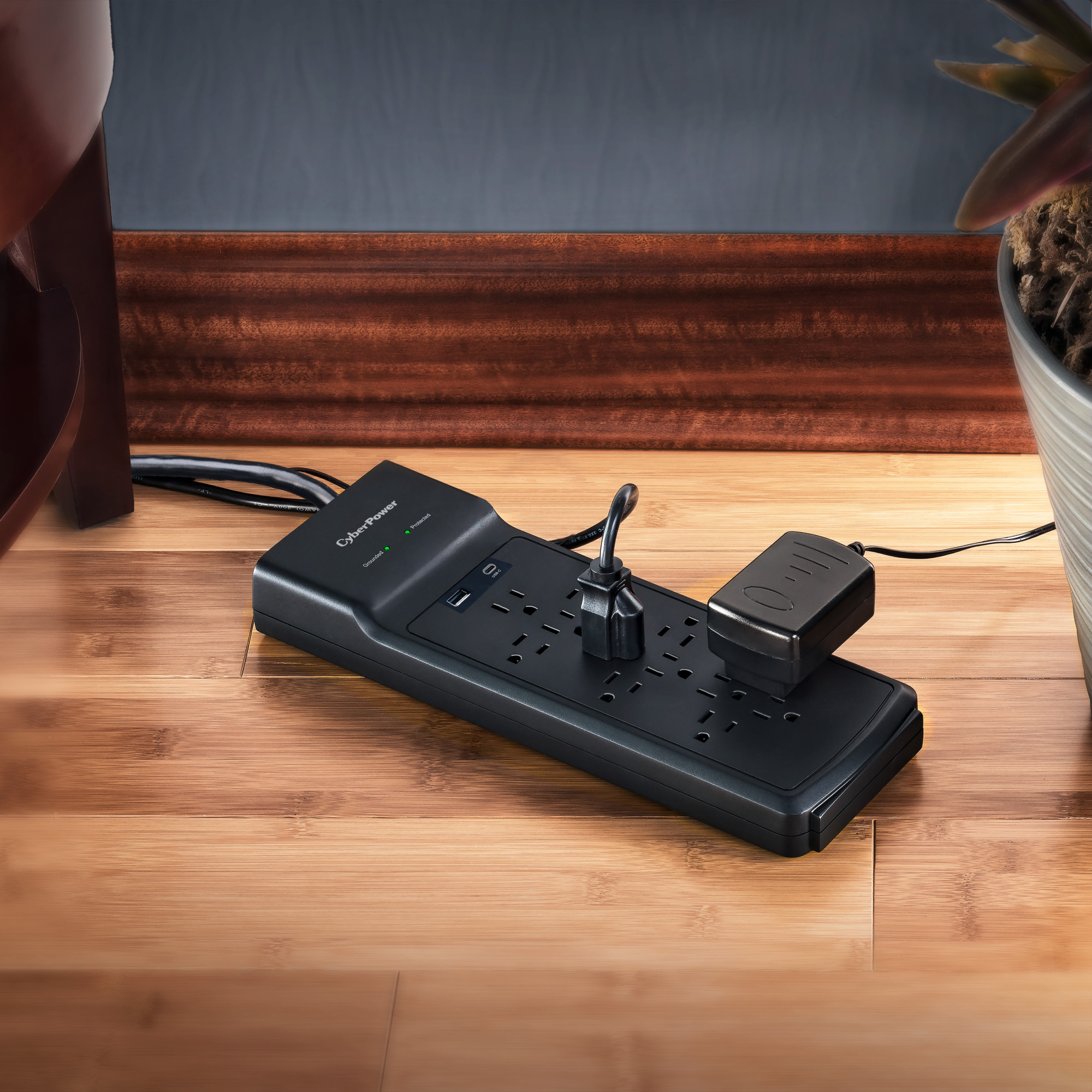 CyberPower CSP1206UC surge protector strip with 12 outlets and USB charging — view 8