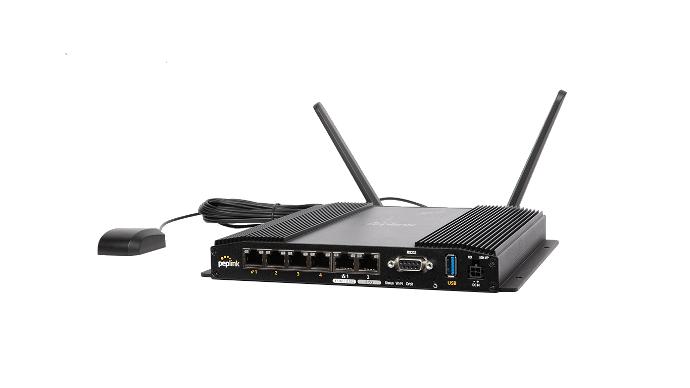Peplink MAX Orbit 4 multi-orbit router — view 2